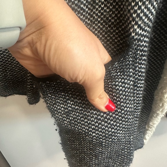 Style & Co. Black cardigan with Cream Lining - Picture 3 of 9